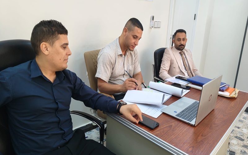 شعبة الضمان والجودة ولجنة متابعة معايير الاعتماد البرامجي تواصل عقد اجتماعاتها